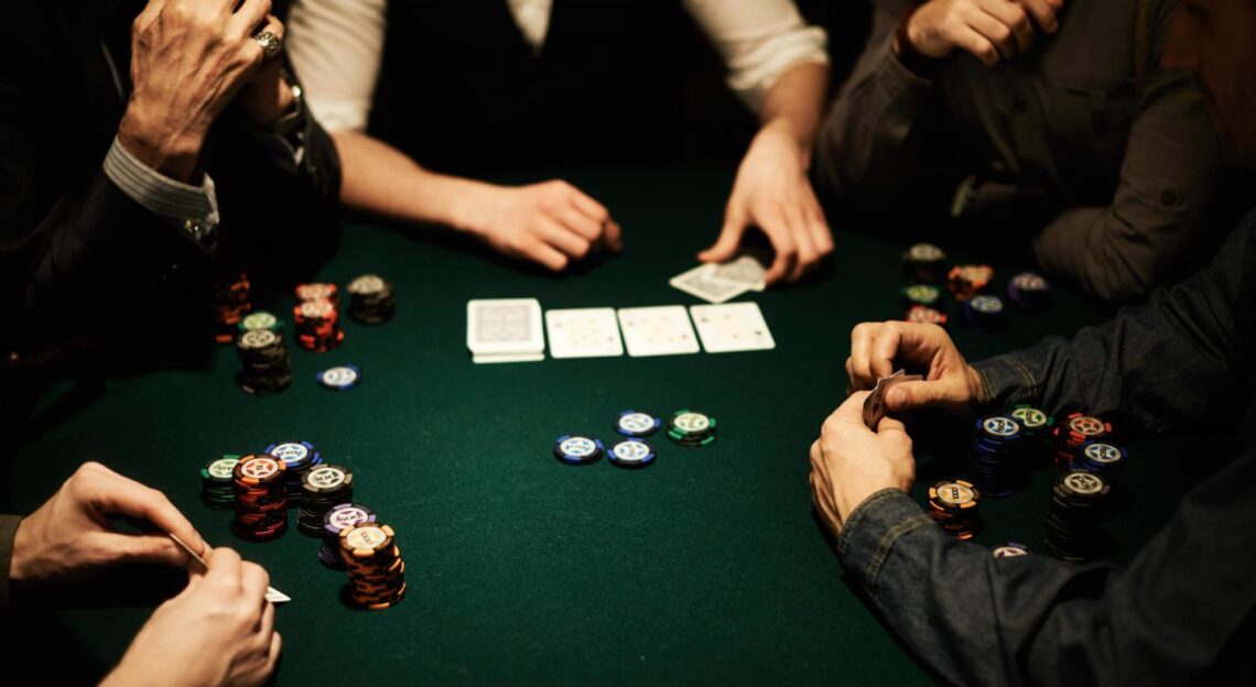 Epikbahis  Poker Oyunlarını Kazanıyor